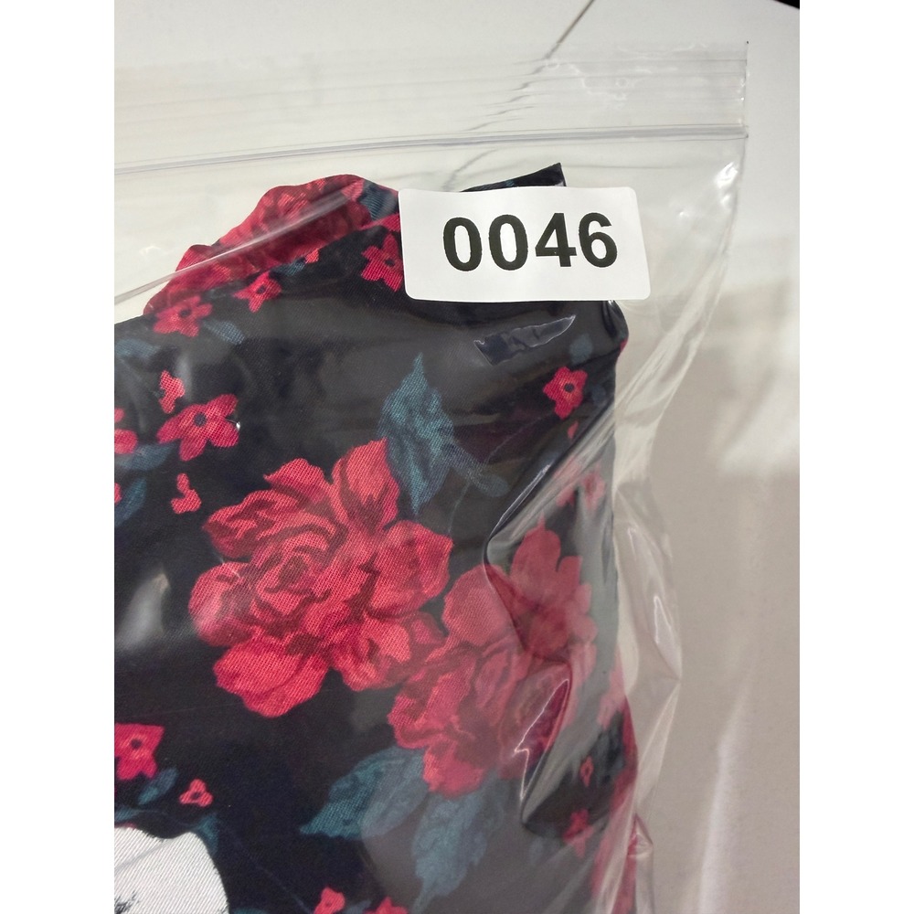 Retro Chic by Torrid Dress Plus Size 5 Black Red Rose Skull Rockabilly Goth - Picture 10 of 10